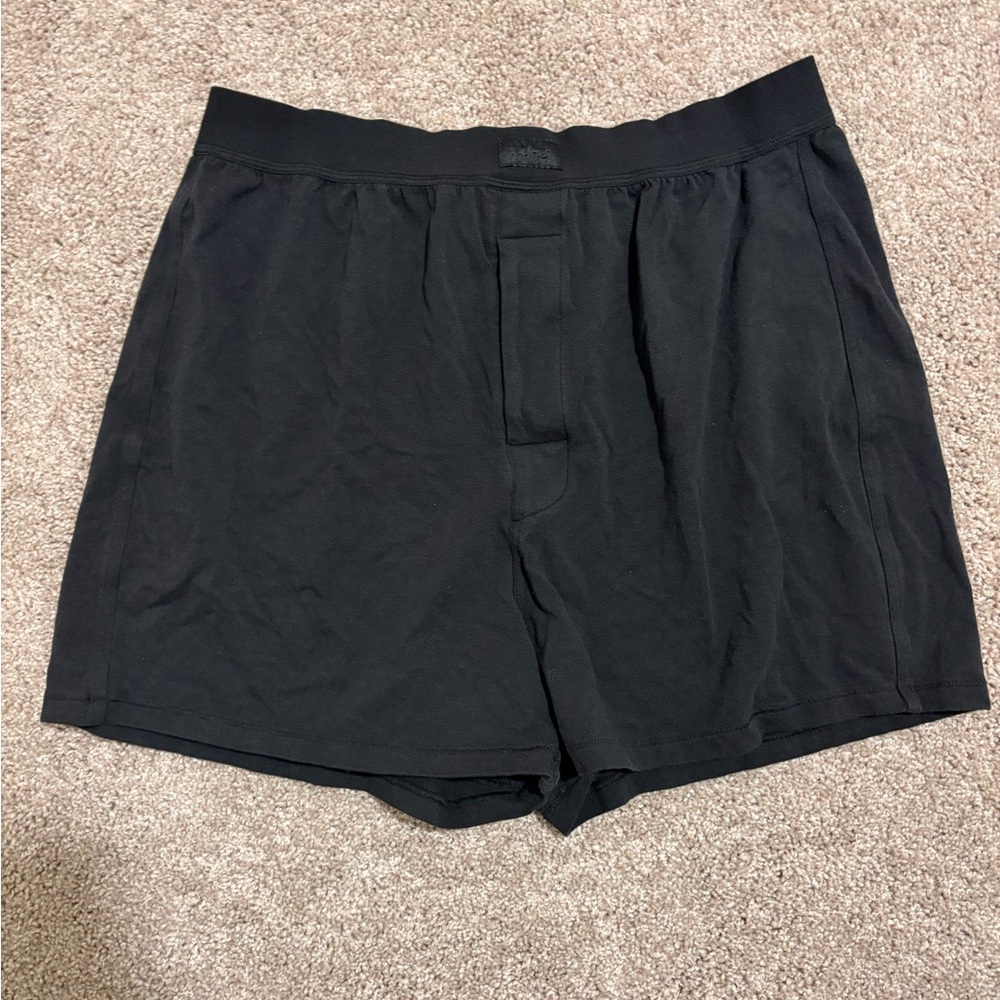 SKIMS Boyfriend Loose Boxer color onyx